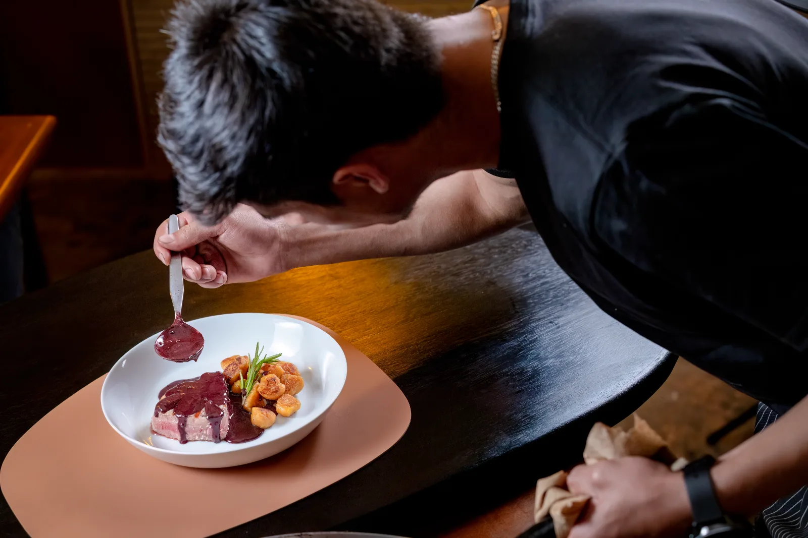 dedicacion-alta-cocina-decantador-arequipa